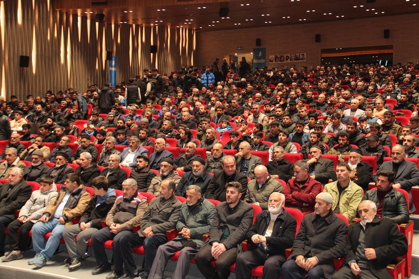 Çelik: Şehadet bilincini nesilden nesile aktarmalı ve çocuklarımızı bu aşkla büyütmeliyiz