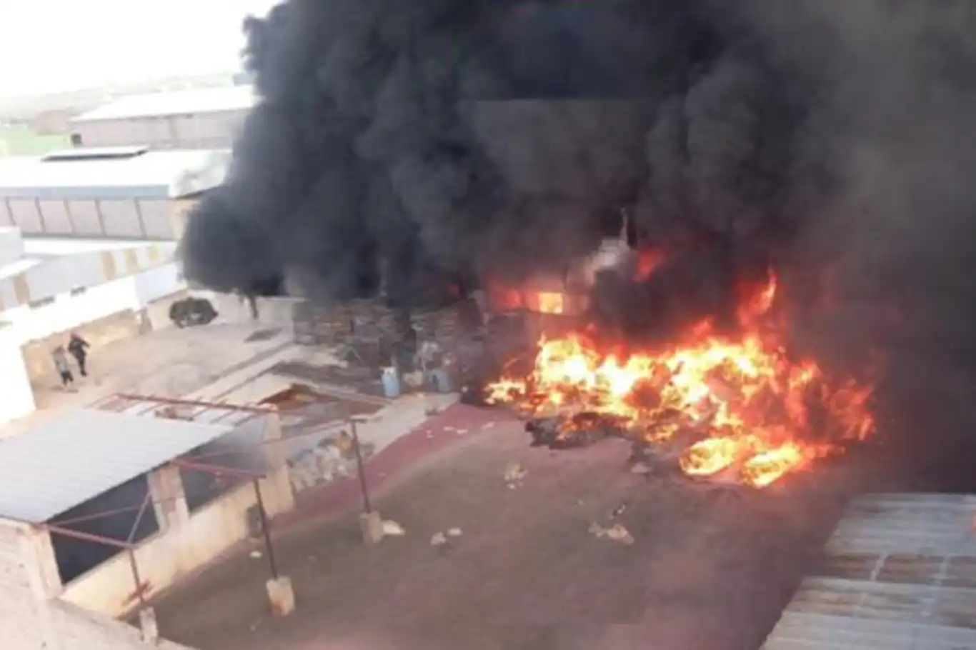 Massive fire breaks out at Marrakech’s Souk Rabiaa market in Morocco