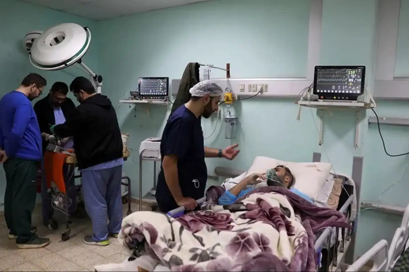 Gaza faces imminent health crisis due to oxygen shortage