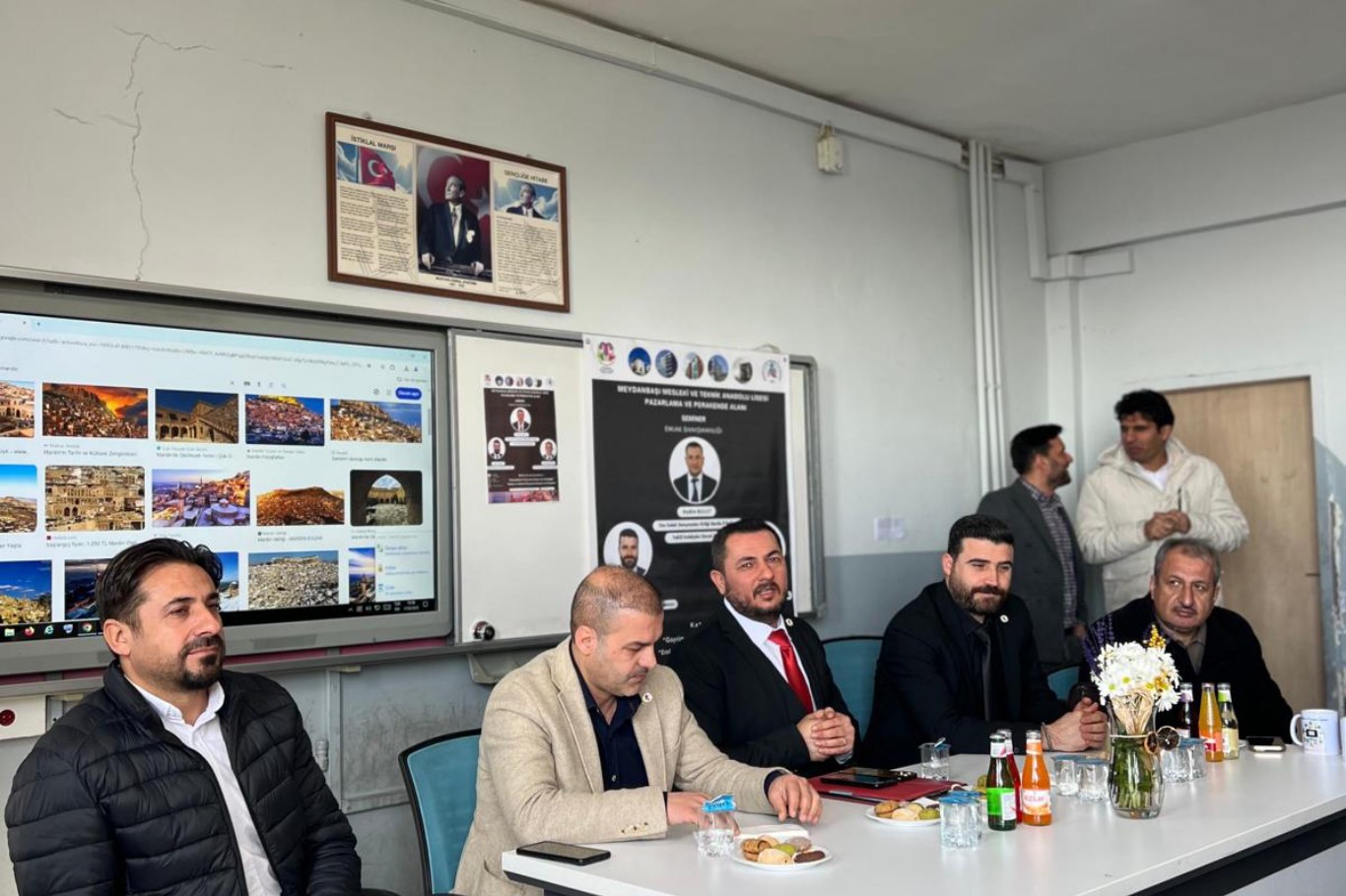 Mardin’de lise öğrencilerine “emlak danışmanlığı” semineri verildi