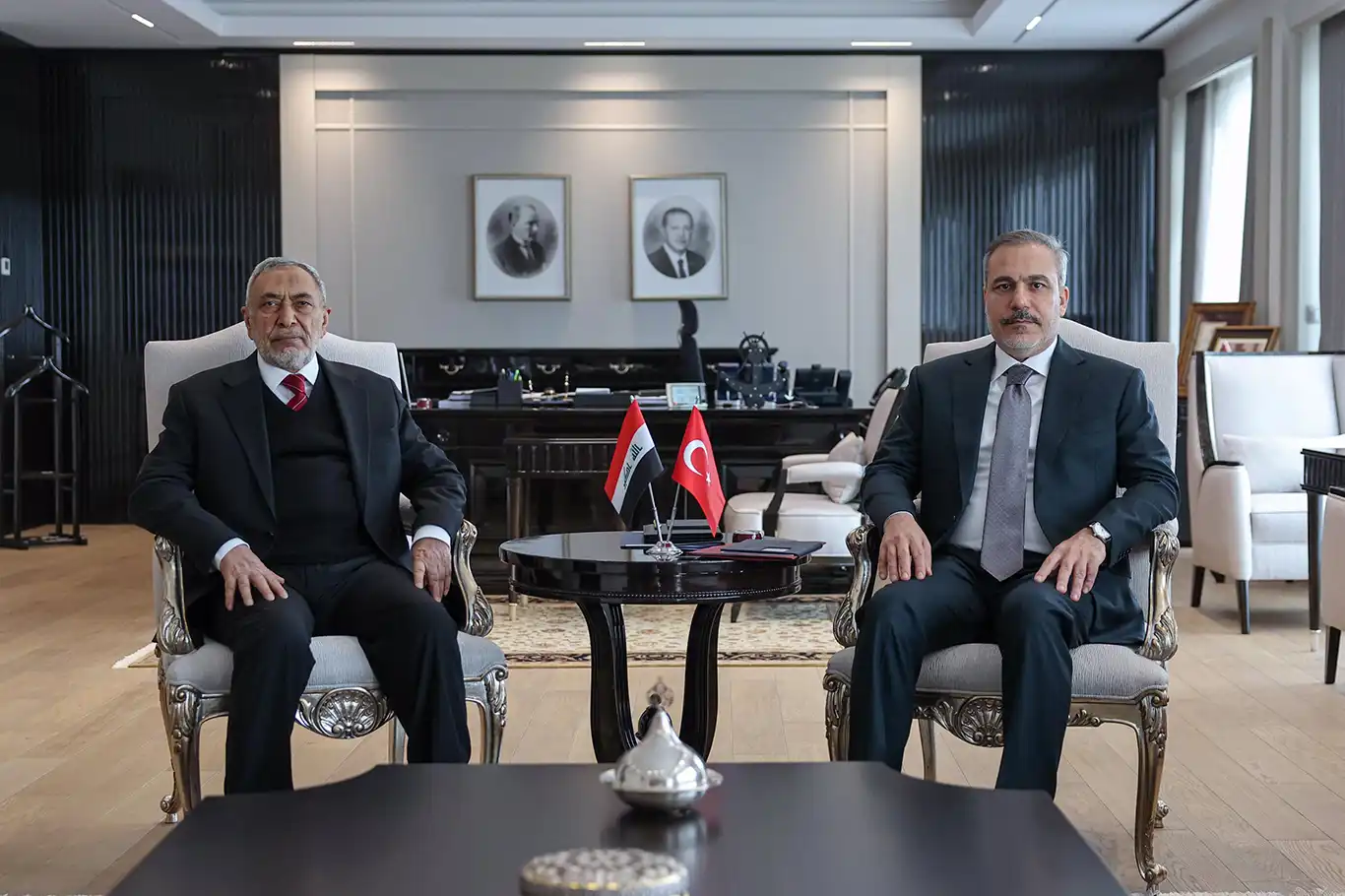 Turkish Foreign Minister Hakan Fidan meets Iraqi Parliament Speaker in Ankara