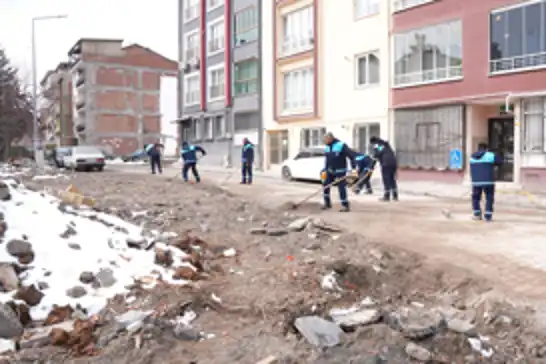 Battalgazi Belediyesi yol bakım, temizlik ve denetimleri sürdürüyor