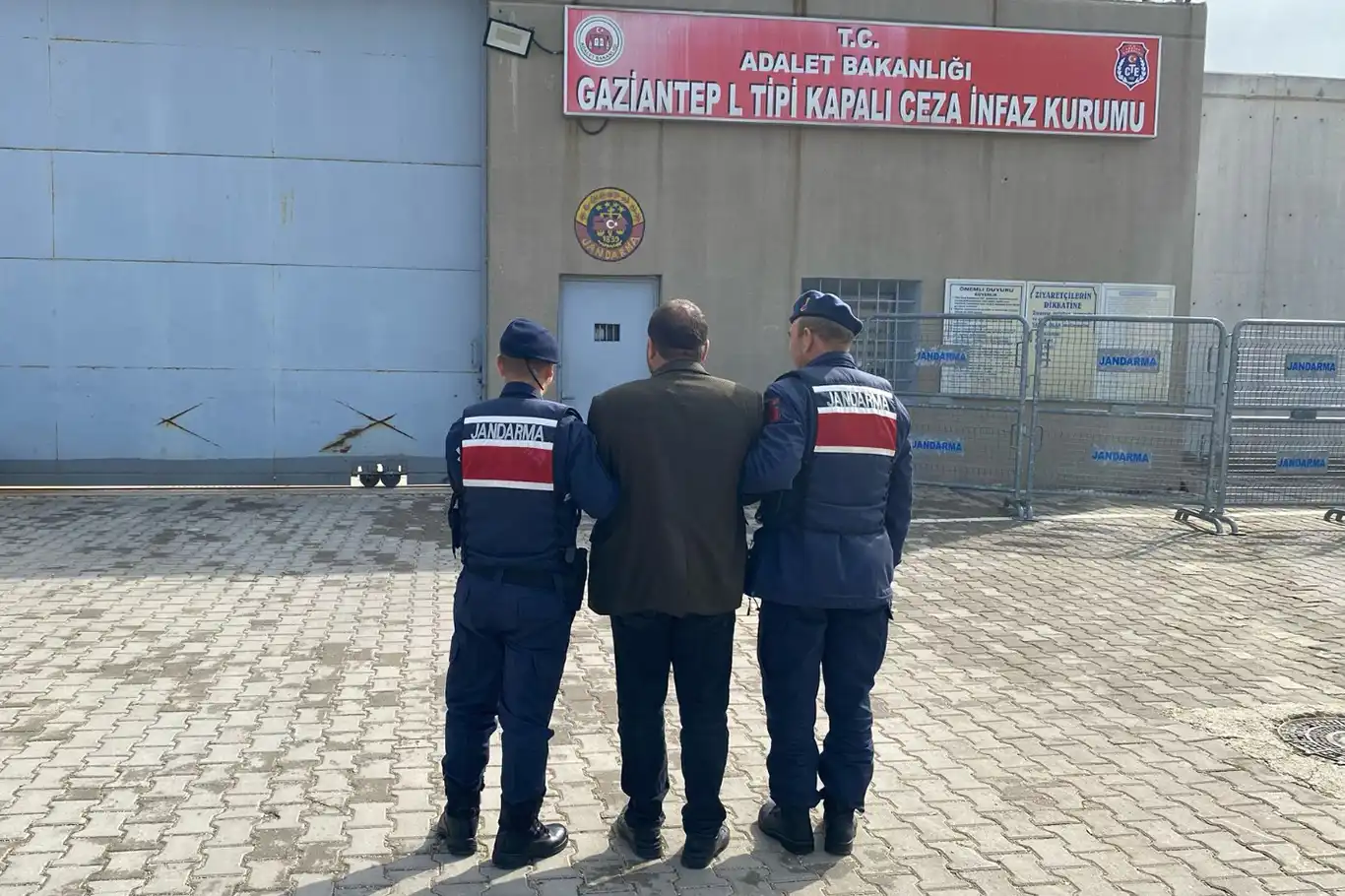 Gaziantep'te 16 ayrı suç kaydı bulunan şahıs yakalandı