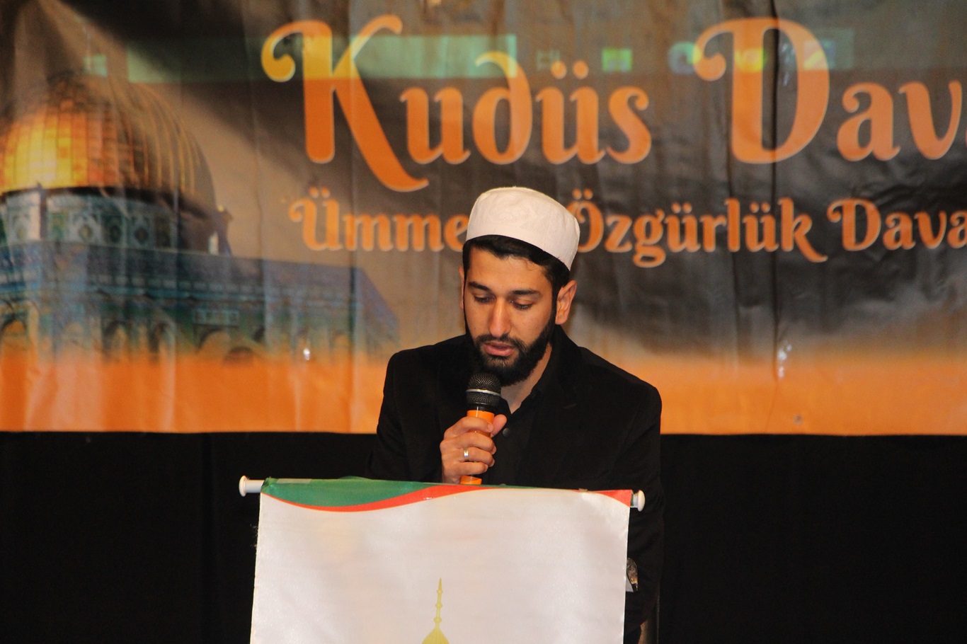 Şehitler Kervanı Platformu Başkanı Çelik: Allah’ın dinini yüceltmek için gece gündüz çalışalım