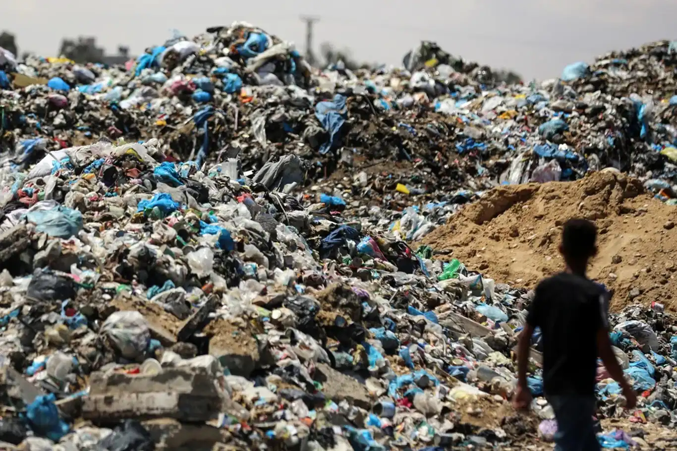 Gazze'de çevre felaketi: 170 bin ton atık birikti