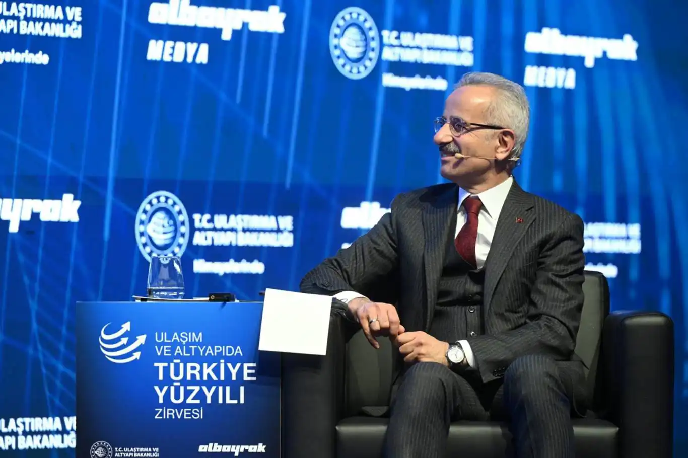  Bakan Uraloğlu: 5G'de 2026’da ülke genelinde sinyal almayı hedefliyoruz