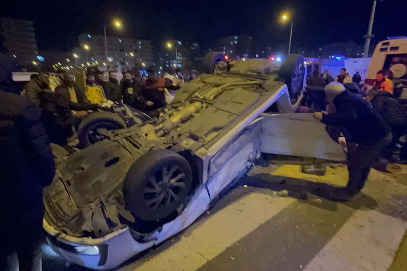 Diyarbakır'da trafik kazası: 4 yaralı