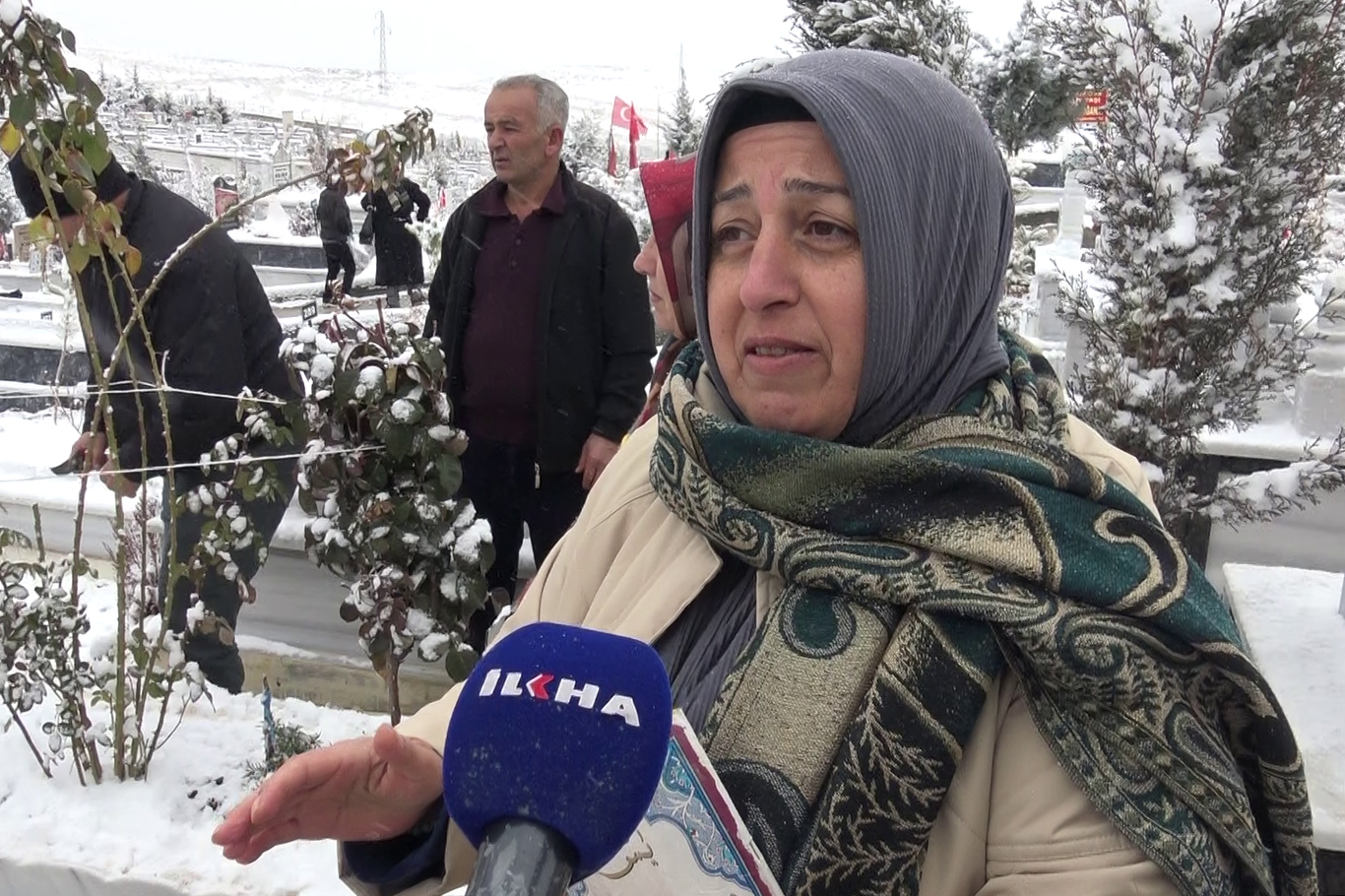 Depremde kızını ve damadını kaybeden acılı anne