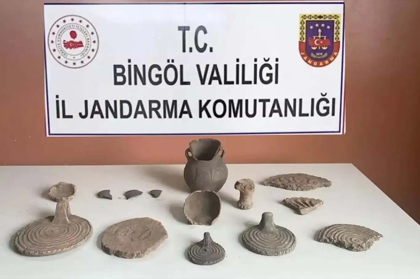 Bingöl'de tarihi eser operasyonu: 2 gözaltı