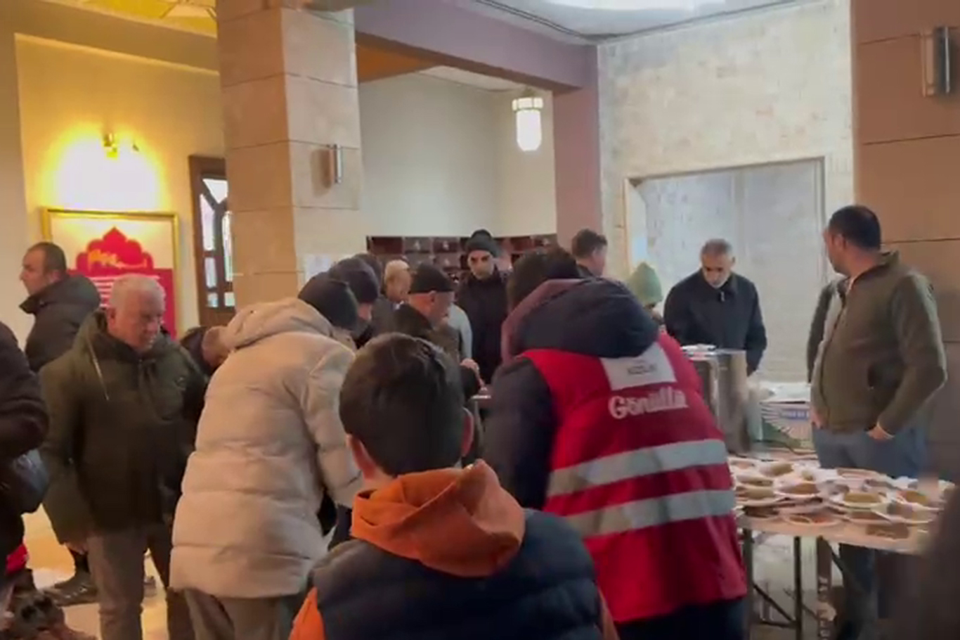 Depremde vefat edenler için Mevlid-i Şerif okutuldu