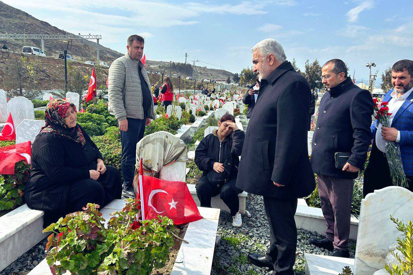 Yapıcıoğlu: Depremin açtığı yaralar henüz sarılabilmiş değil!