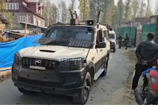 لە کەشمیری داگیرکراو لە ئەنجامی تەقەی سەربازەکانی هیندستانی داگیرکەر کەسێک گیانی لەدەستدا