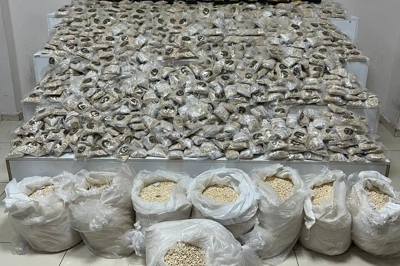 Habur'da 370 kilogram uyuşturucu ele geçirildi