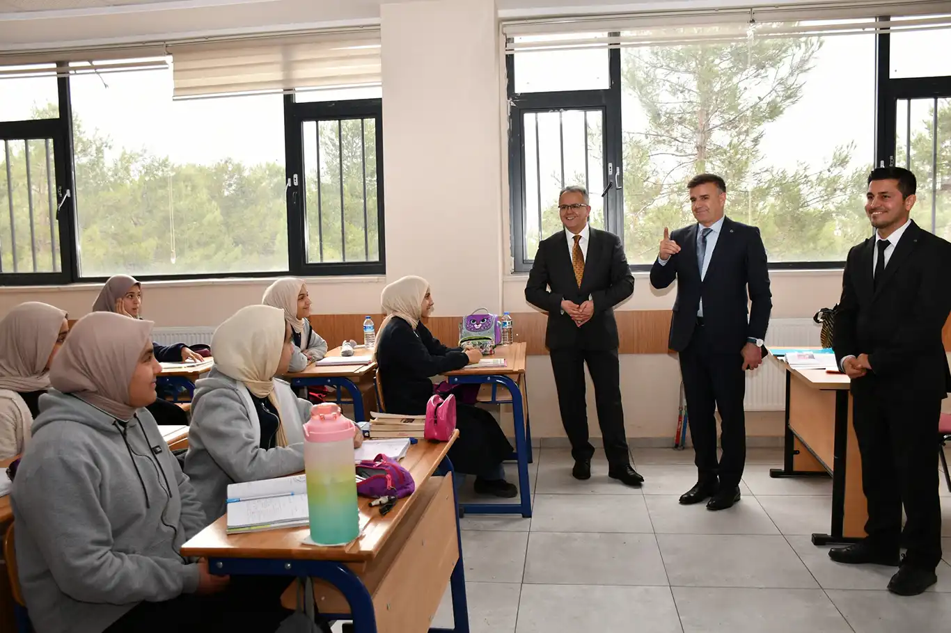 MEB'den Şanlıurfa'da "deprem" ziyaretleri