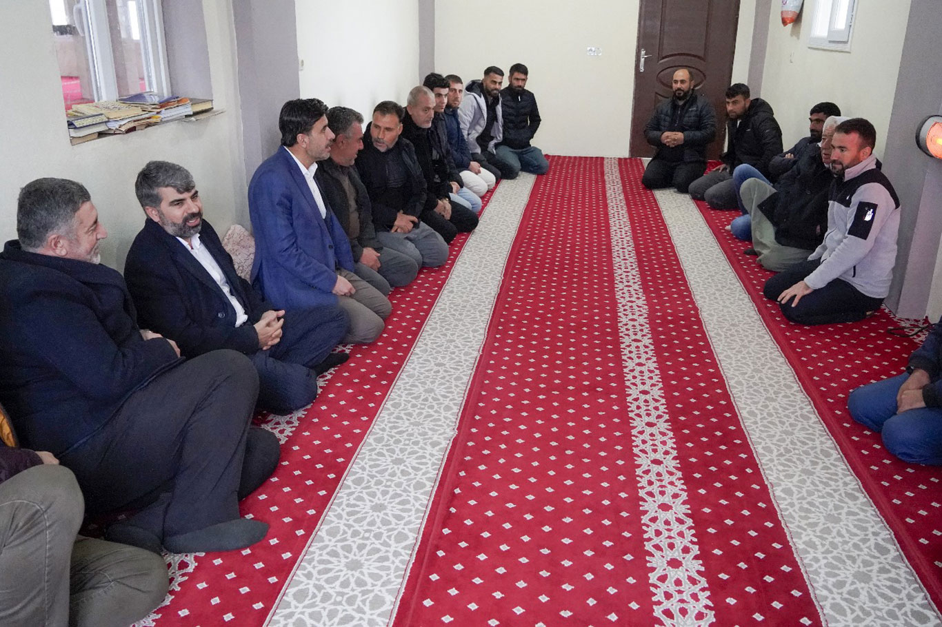 HÜDA PAR Milletvekili Dinç Diyarbakır'da: Biz sahada, milletimizin yanındayız!