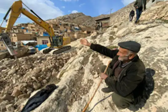 Siirt’in Bağgöze köyünde 30 yıl sonra yol sevinci