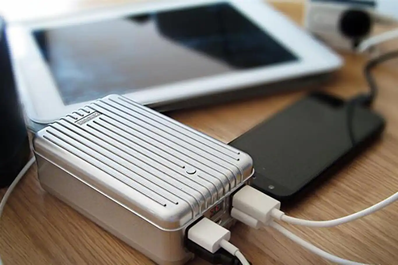Powerbank kullanımına dikkat: Yangın ve patlama riskleri neler? Powerbank kullanımına dikkat: Yangın ve patlama riskleri neler?