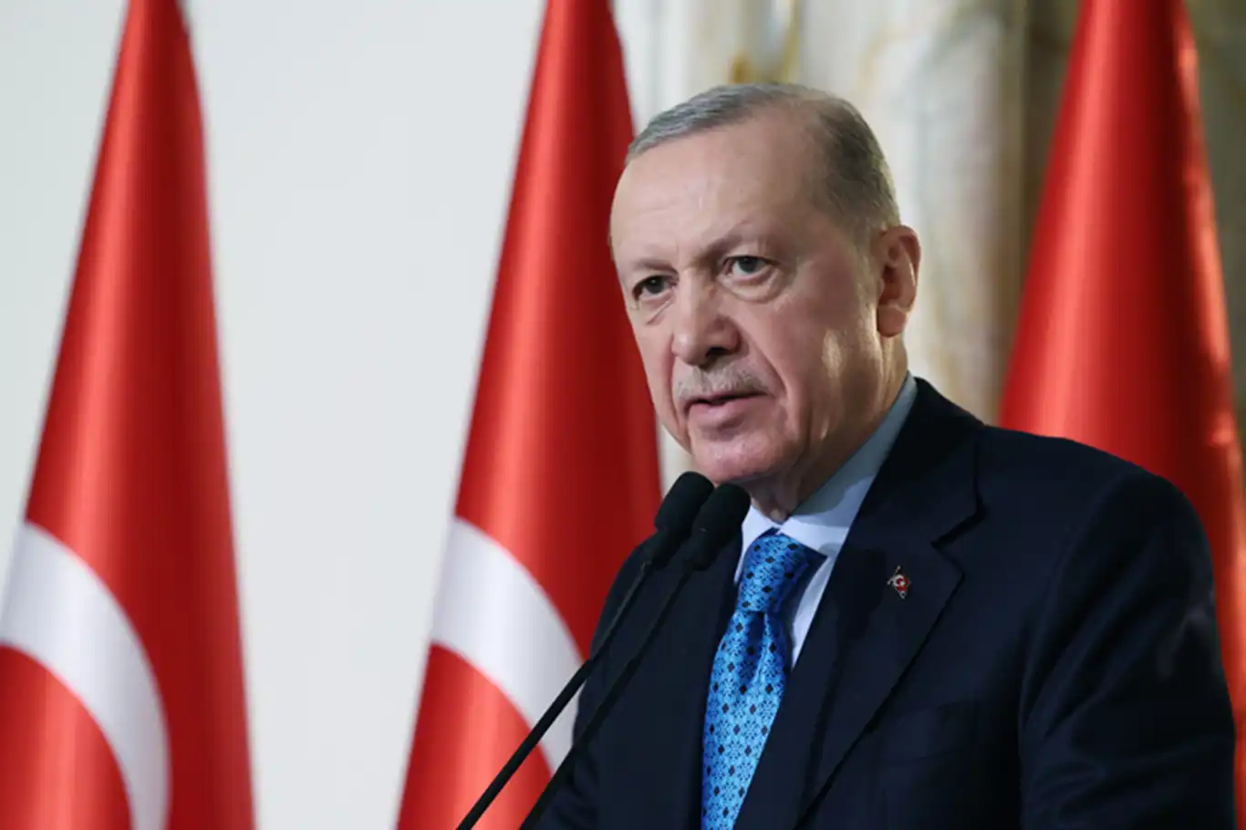 Cumhurbaşkanı Erdoğan: Çanakkale millet olarak bizim ebedi ve ezeli kardeşliğimizi ifade eder