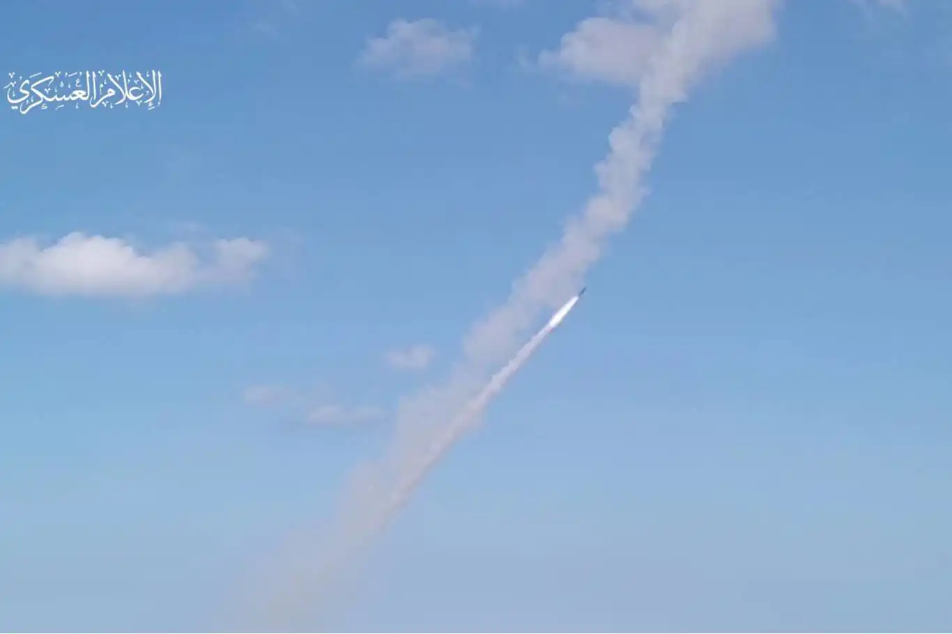 Kassam Tugayları, Tel Aviv'i roketlerle bombaladı Kassam Tugayları, Tel Aviv'i roketlerle bombaladı