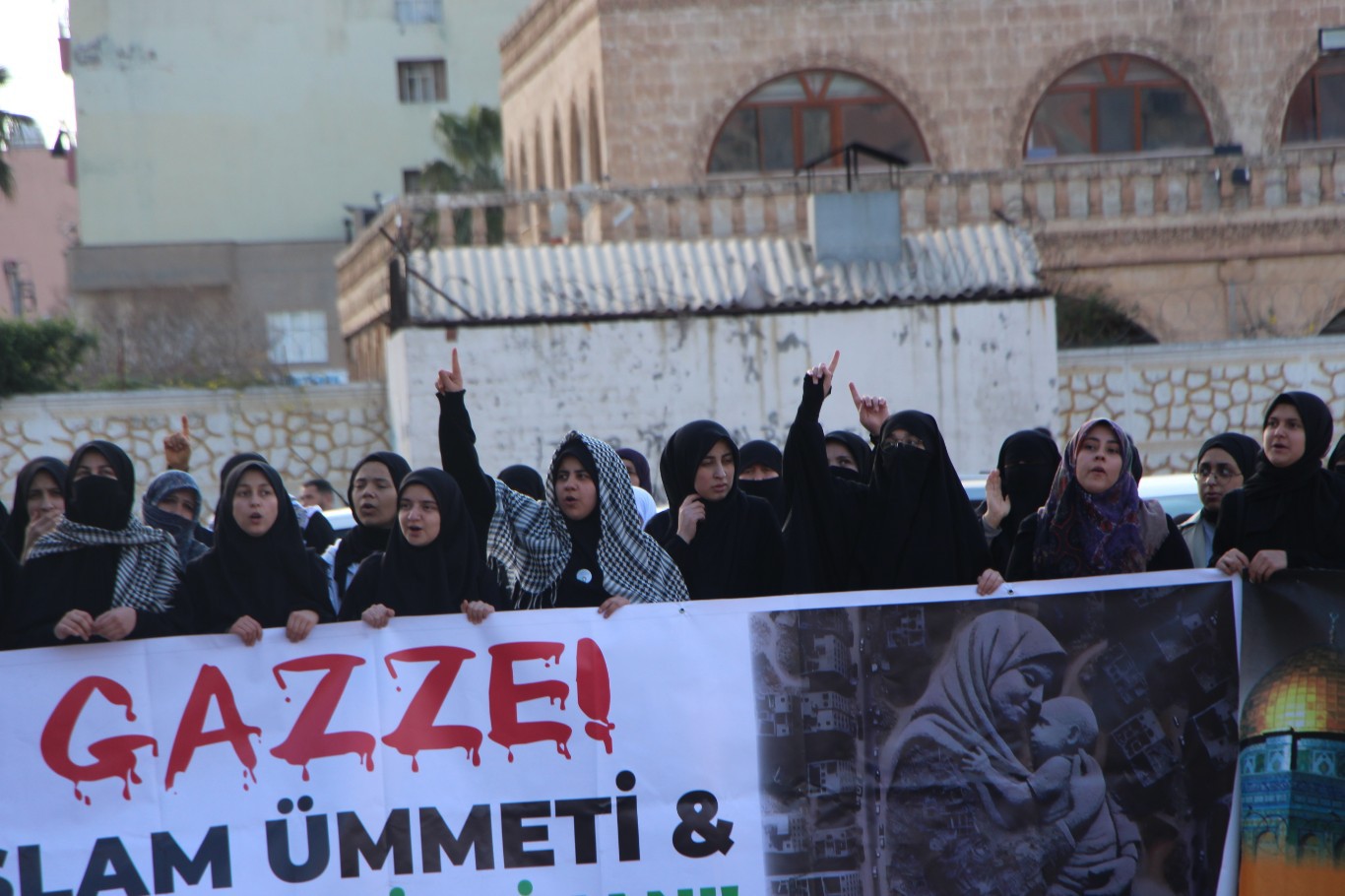 Kızıltepeliler Gazze’deki katliamı telin etti