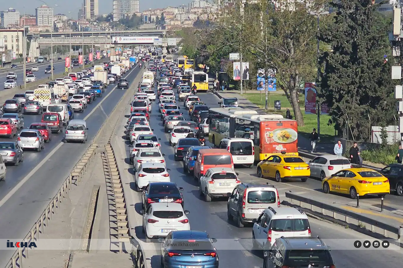 İstanbul'da trafiğe kapatılan yollar açıklandı