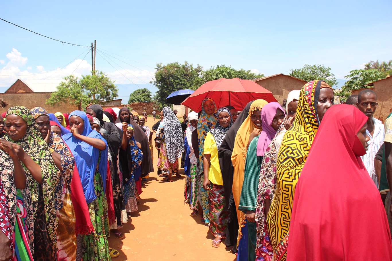 Avrupa Yetim Eli, Burundi’de ihtiyaç sahiplerine nakdi yardımda bulundu 