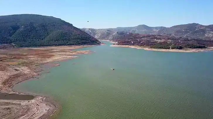 İzmir’in barajlarında sular azaldığı için yeraltı sularına yönelme var İzmir’in barajlarında sular azaldığı için yeraltı sularına yönelme var