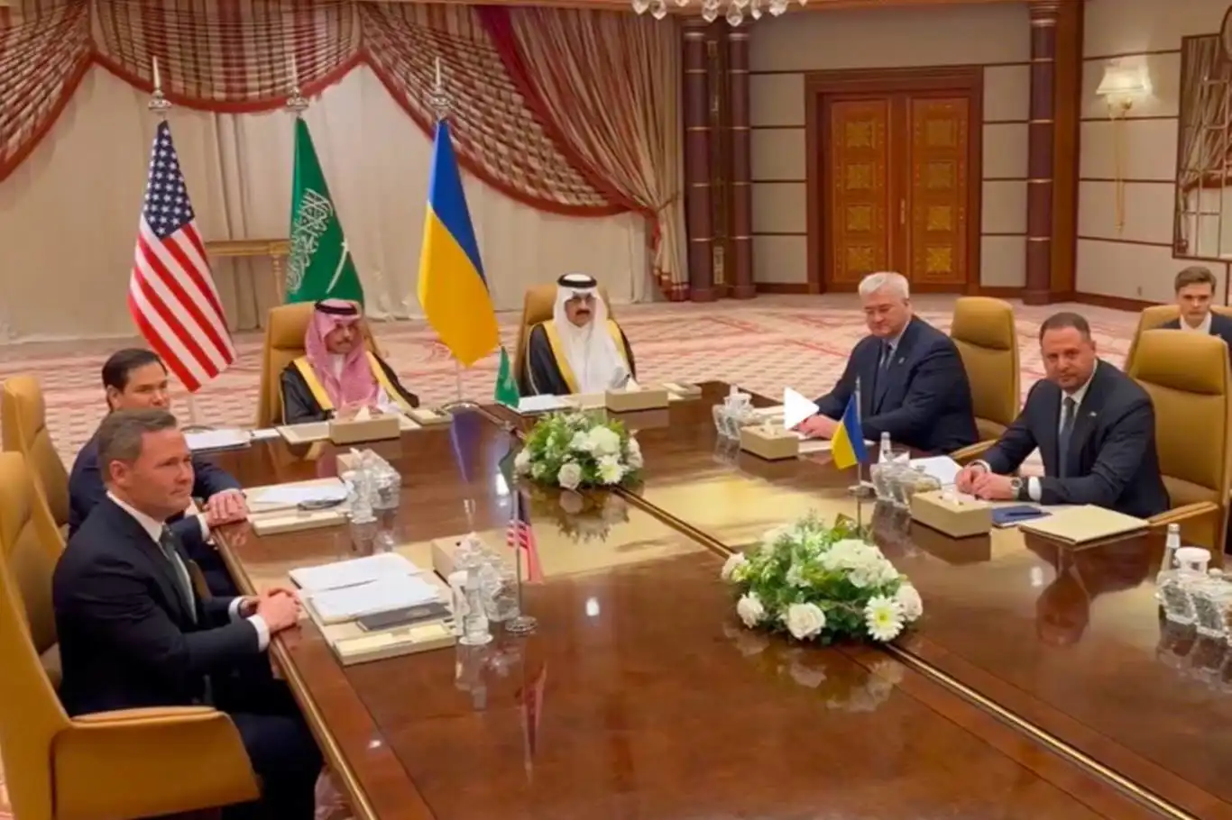 U.S.-Russia ceasefire talks on Ukraine begin in Riyadh amid renewed push for peace U.S.-Russia ceasefire talks on Ukraine begin in Riyadh amid renewed push for peace