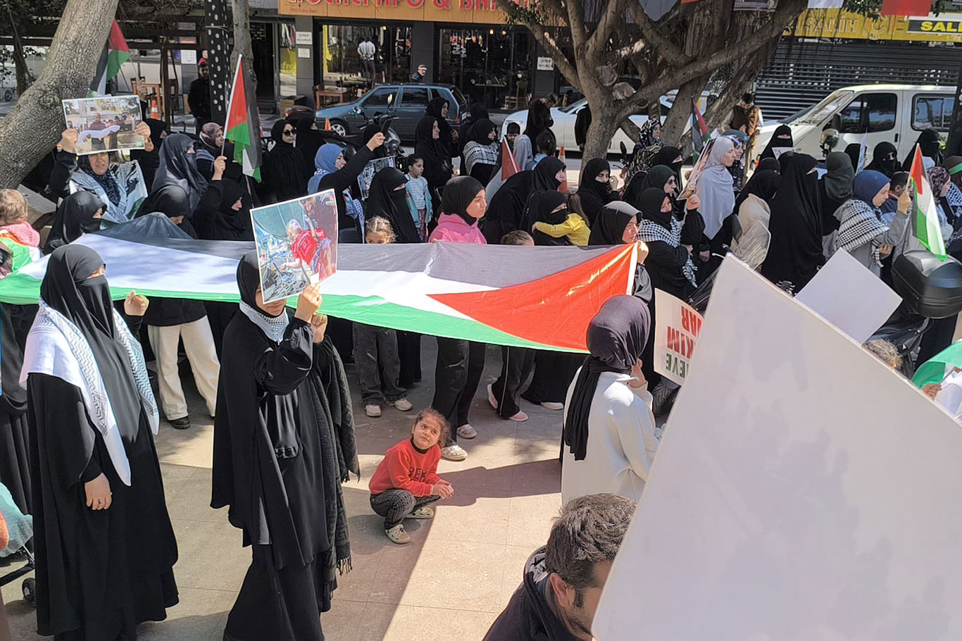 Mersin'de Gazze için yürüyüş: israil ve ABD'ye sert tepki