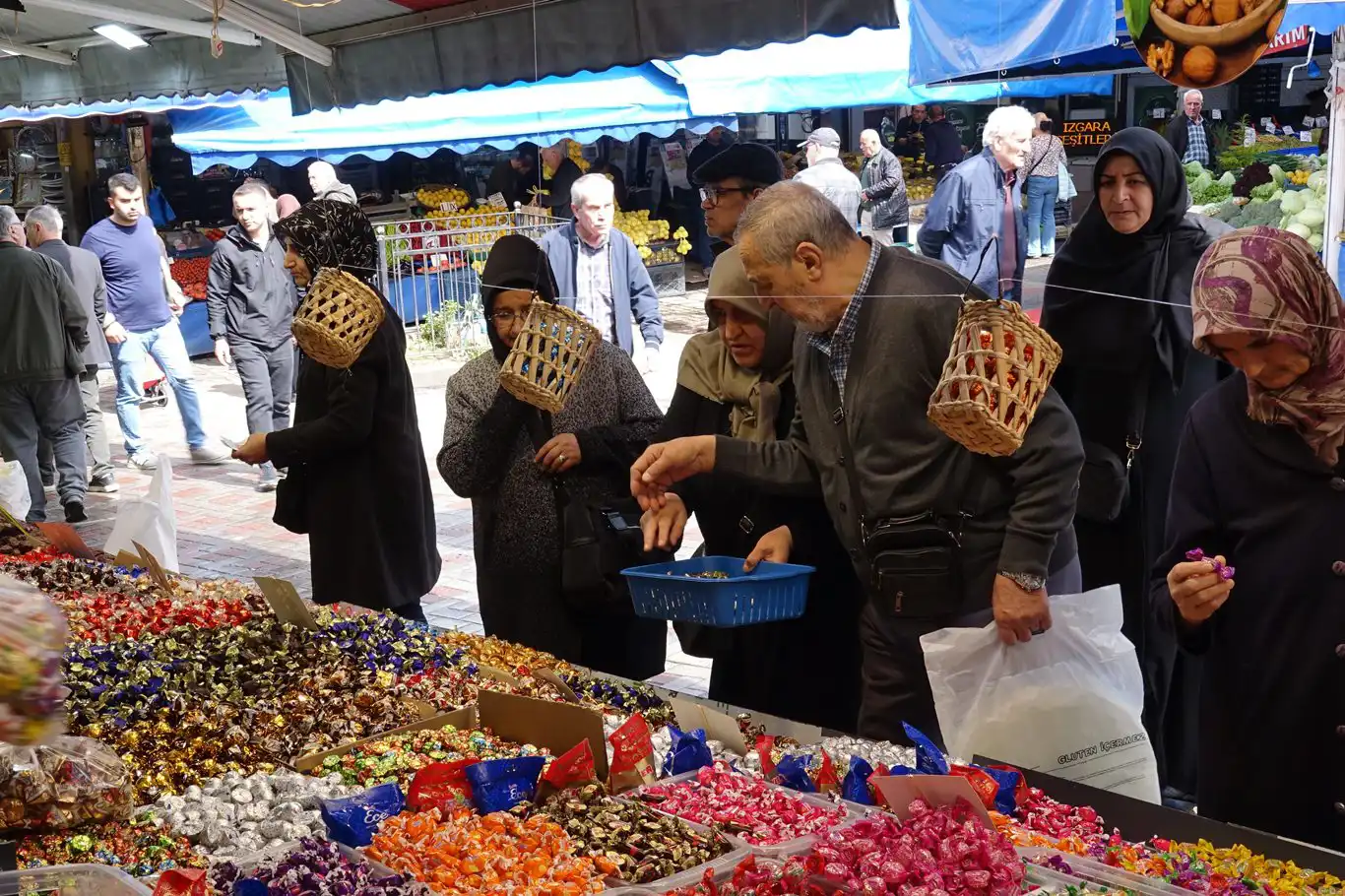 Bayram alışverişi son günlere kaldı, esnaf eski hareketliliği arıyor