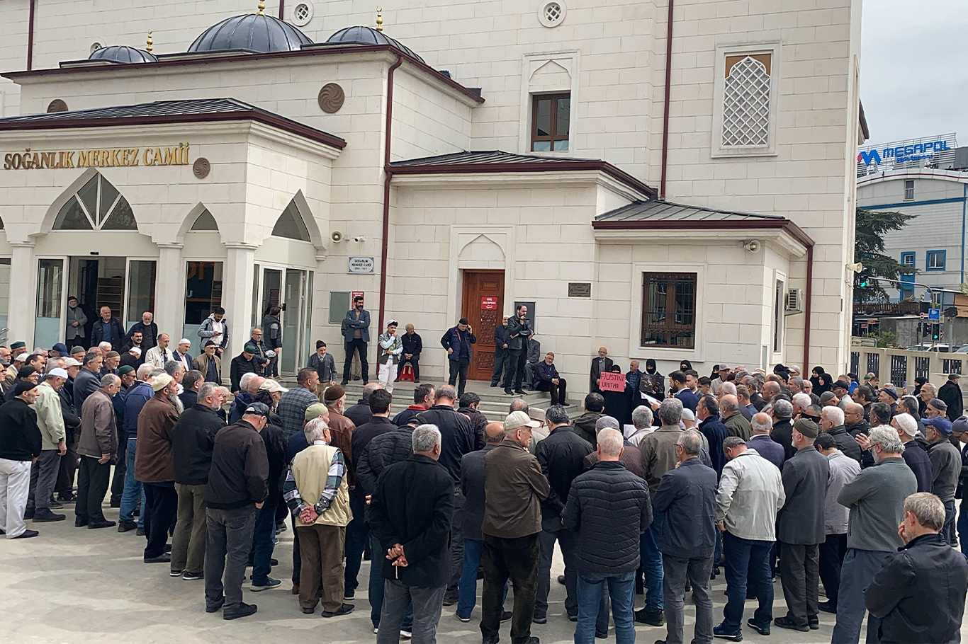 İstanbul'da 5 ilçede eş zamanlı "Dünya Kudüs Günü" açıklaması