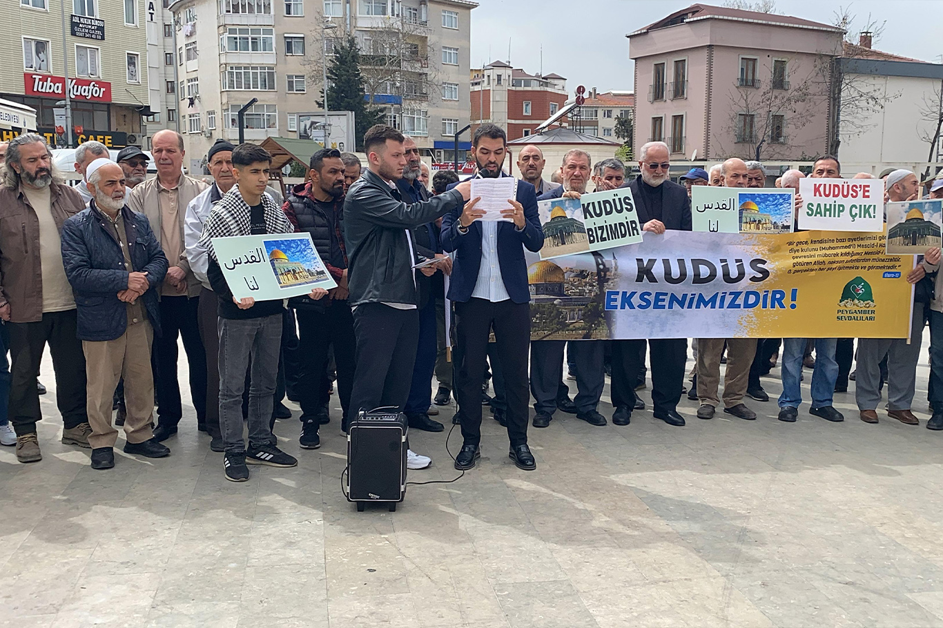 İstanbul'da 5 ilçede eş zamanlı "Dünya Kudüs Günü" açıklaması