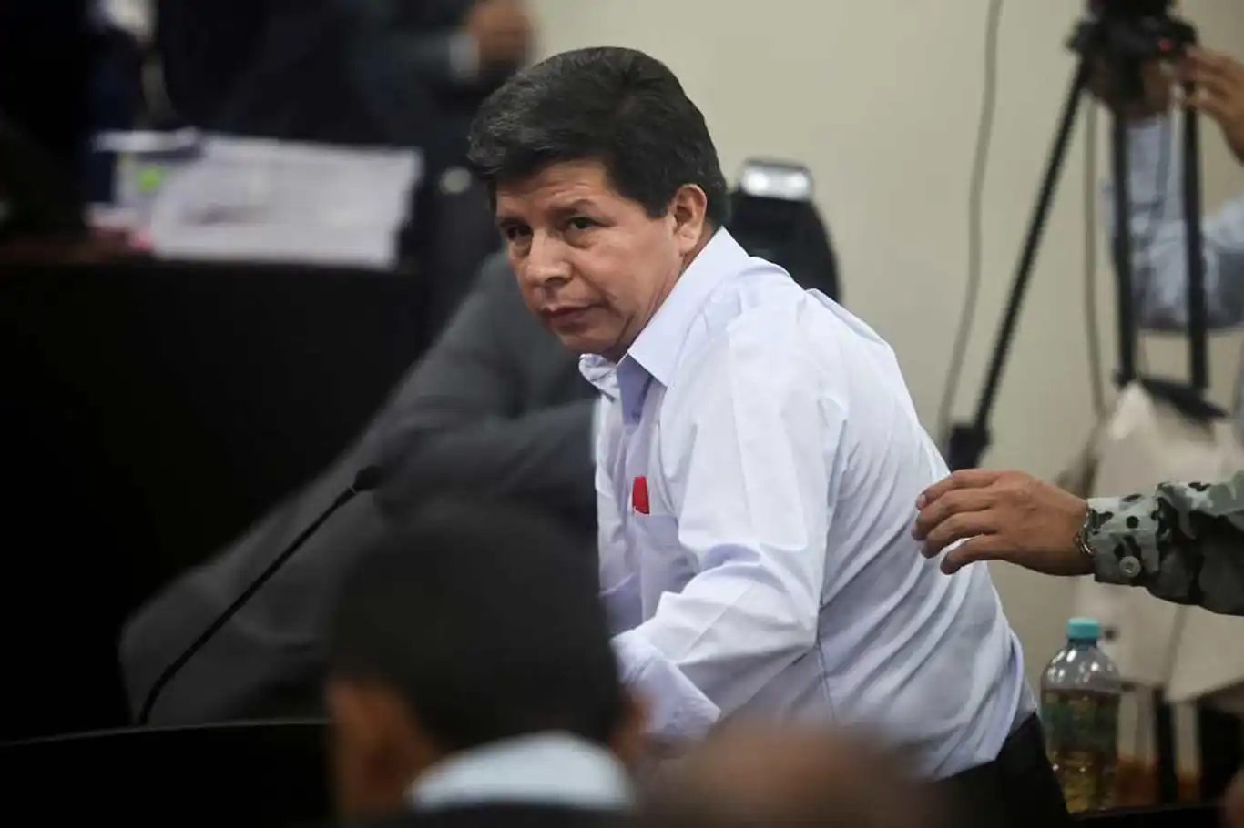 Peru'nun eski lideri Pedro Castillo "görevi kötüye kullanmaktan" yargılanıyor Peru'nun eski lideri Pedro Castillo "görevi kötüye kullanmaktan" yargılanıyor