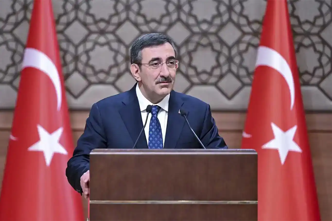 Cumhurbaşkanı Yardımcısı Yılmaz'dan Suriye açıklaması Cumhurbaşkanı Yardımcısı Yılmaz'dan Suriye açıklaması