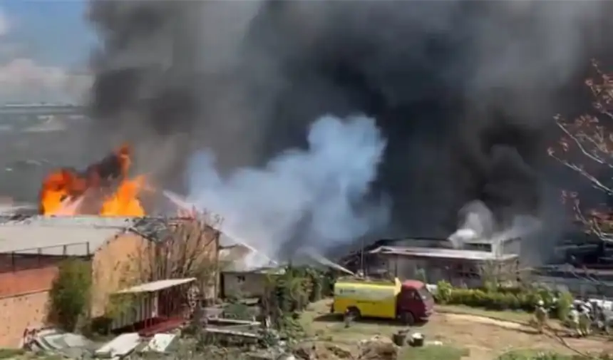 لە تورکیا ئاگر لە کۆگای ماددە کیمیاییەکان کەوتەوە