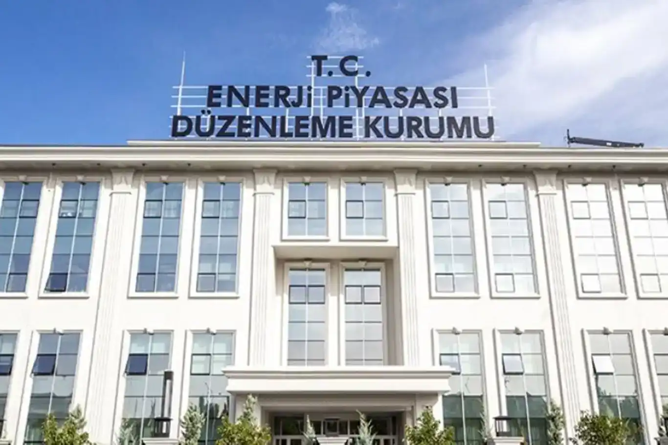 EPDK 20 şirkete yeni lisans verdi, 4 şirketin lisansı sonlandırıldı EPDK 20 şirkete yeni lisans verdi, 4 şirketin lisansı sonlandırıldı