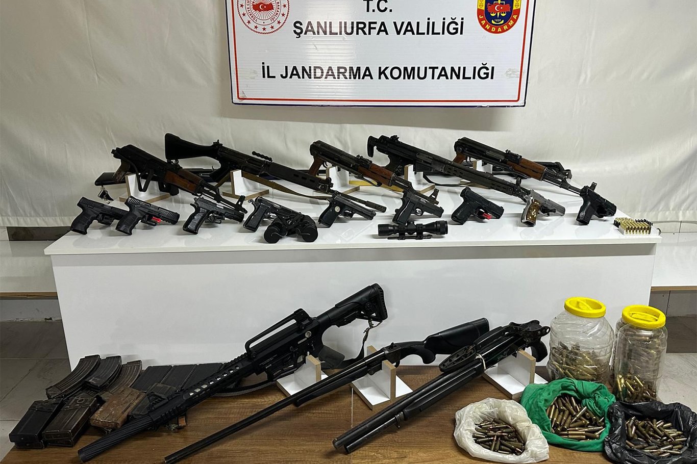Şanlıurfa’da silah kaçakçılığı operasyonu