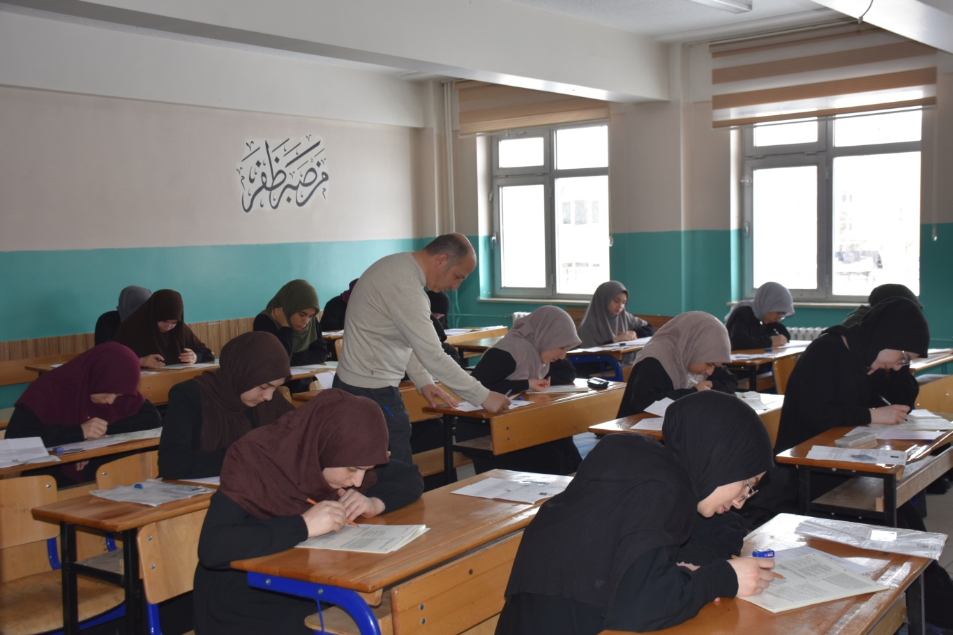 Bitlis’te Umre Ödüllü Bilgi Yarışması düzenlendi