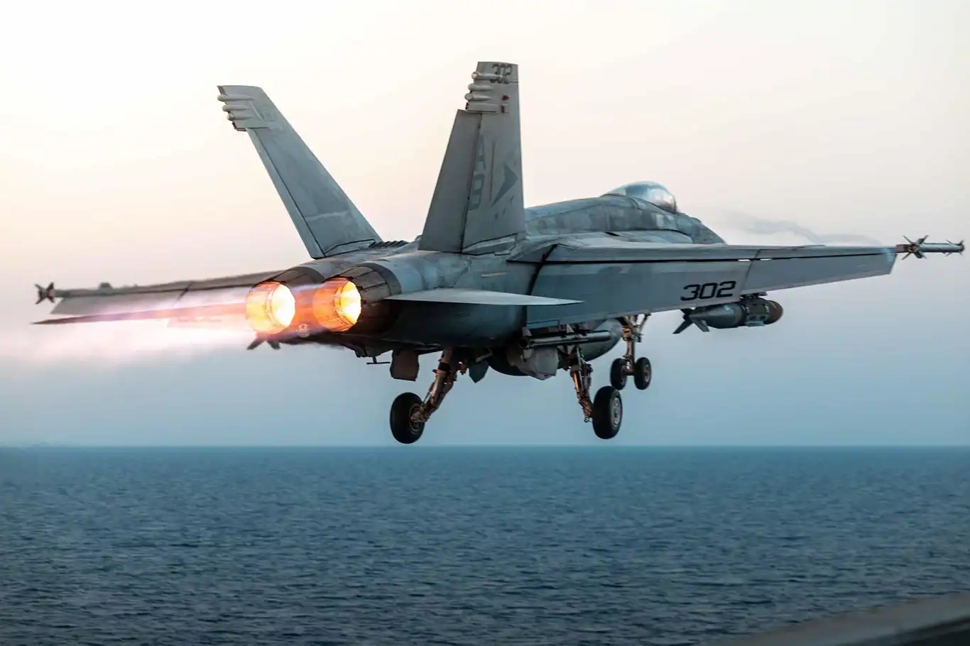 US airstrikes kill six, wound 26 in Sanaa as aggression against Yemen intensifies US airstrikes kill six, wound 26 in Sanaa as aggression against Yemen intensifies
