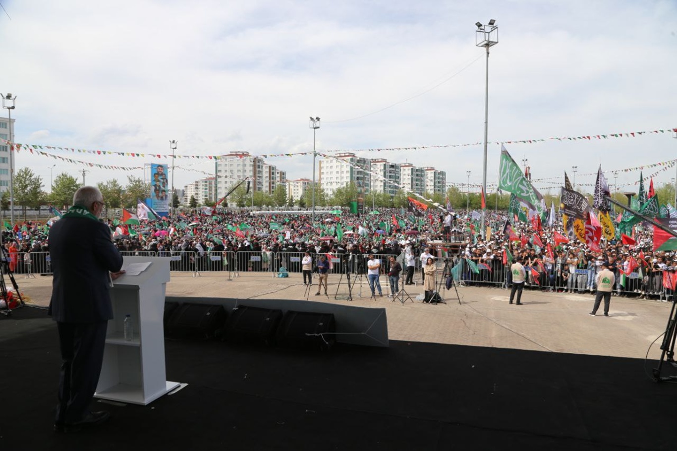 Mevlid-i Nebi mesajı Diyarbakır’dan okundu