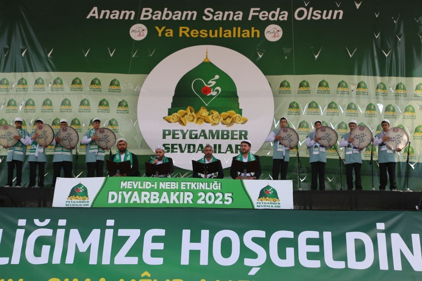 Diyarbakır’daki büyük Mevlid-i Nebi etkinliği, İslam alemine ve batıya önemli mesajlarla son buldu