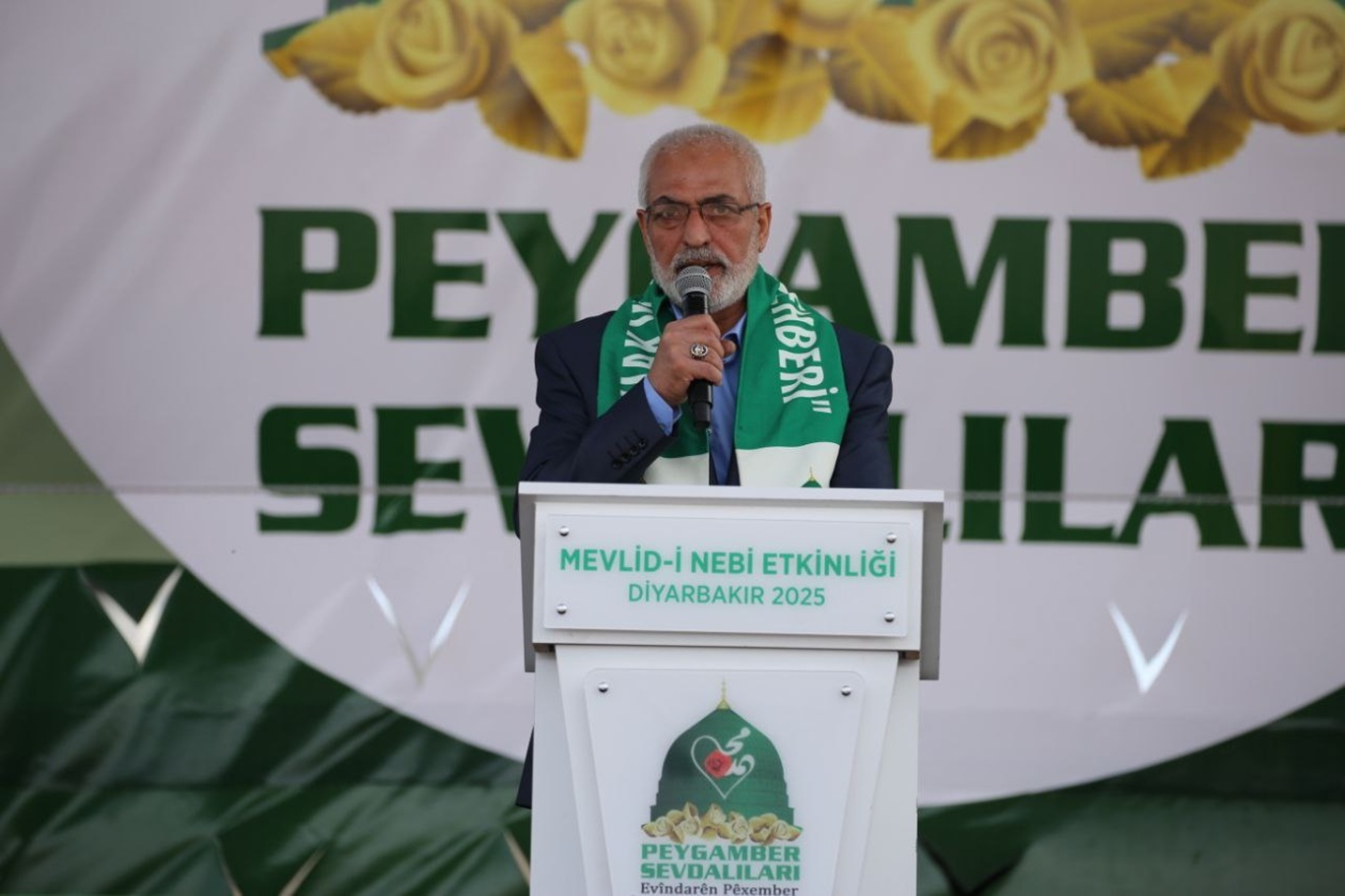 Diyarbakır’daki büyük Mevlid-i Nebi etkinliği, İslam alemine ve batıya önemli mesajlarla son buldu