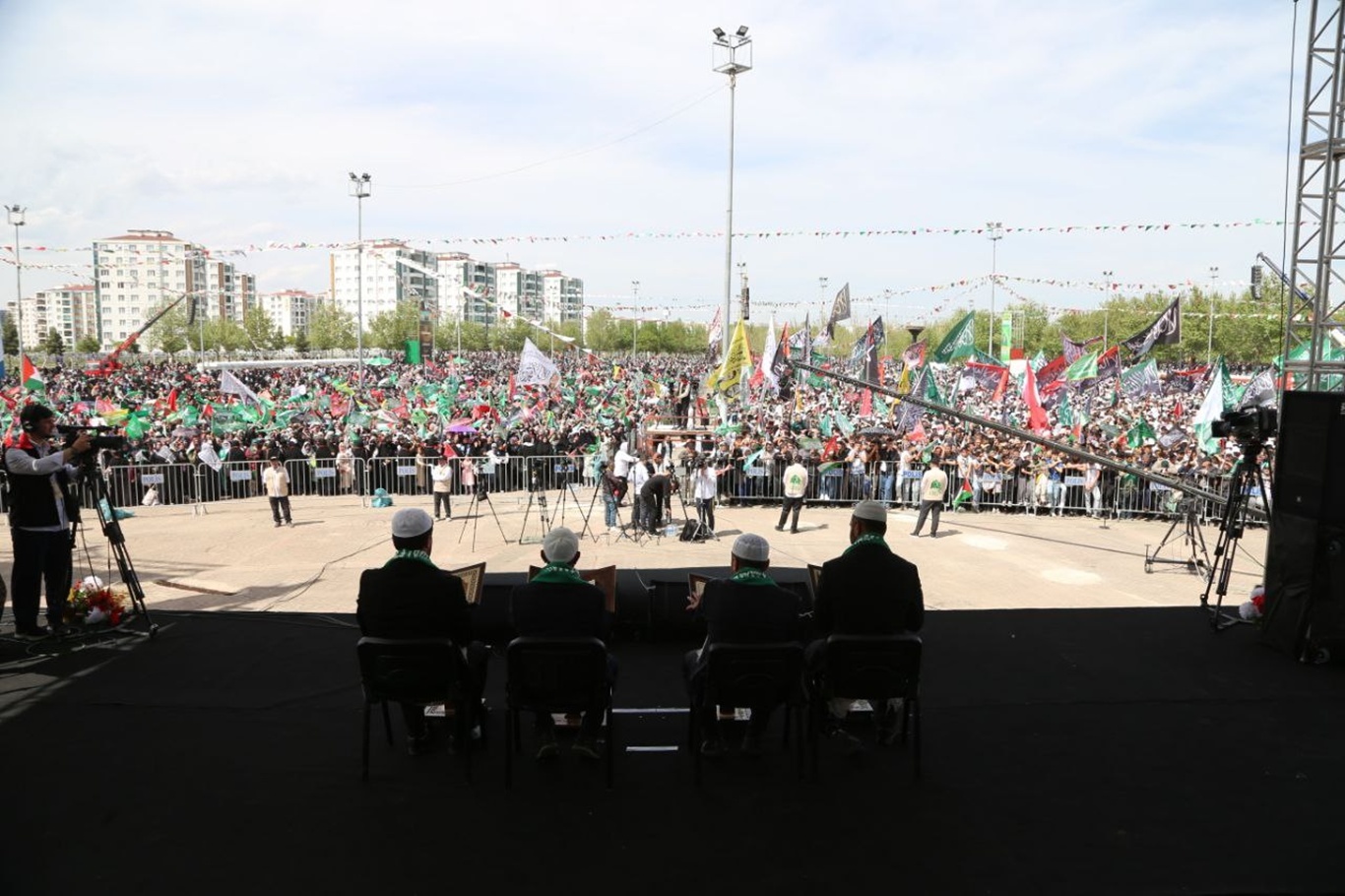 Diyarbakır’daki büyük Mevlid-i Nebi etkinliği, İslam alemine ve batıya önemli mesajlarla son buldu
