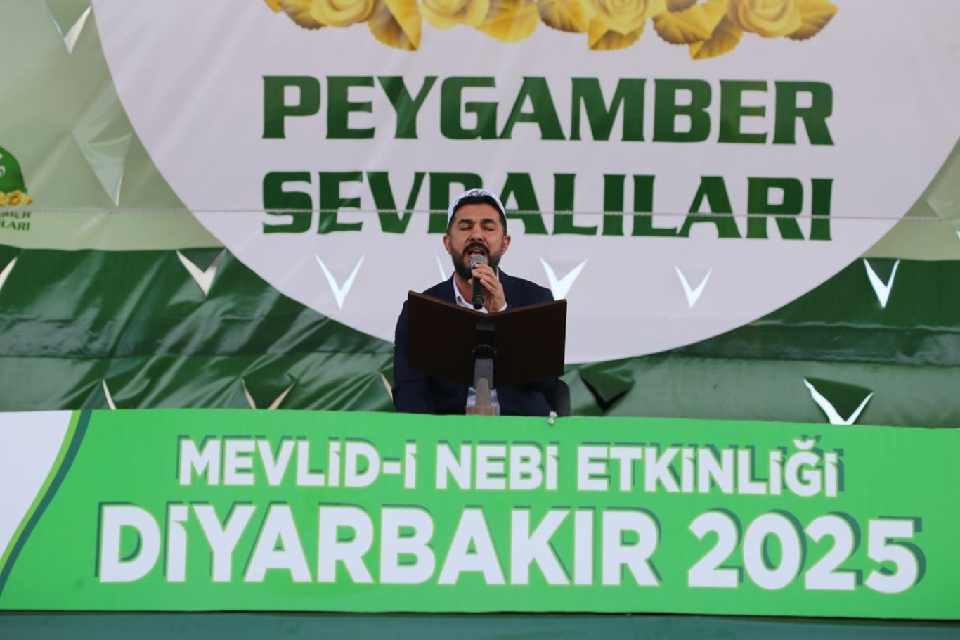 Diyarbakır’daki büyük Mevlid-i Nebi etkinliği, İslam alemine ve batıya önemli mesajlarla son buldu