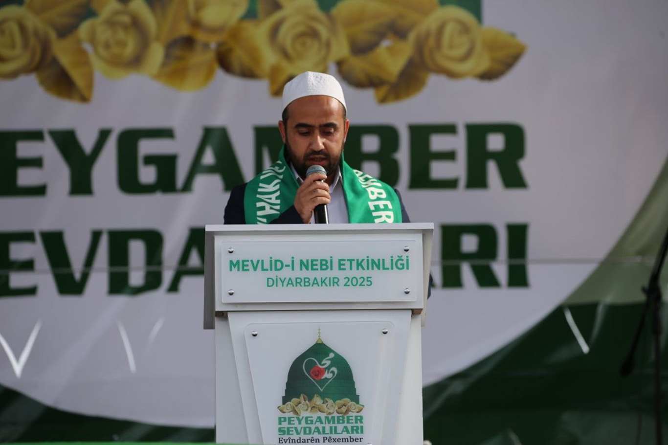 Diyarbakır’daki büyük Mevlid-i Nebi etkinliği, İslam alemine ve batıya önemli mesajlarla son buldu