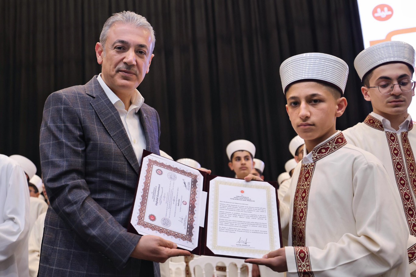 Mardin’de 128 öğrenci hafızlık icazetini aldı