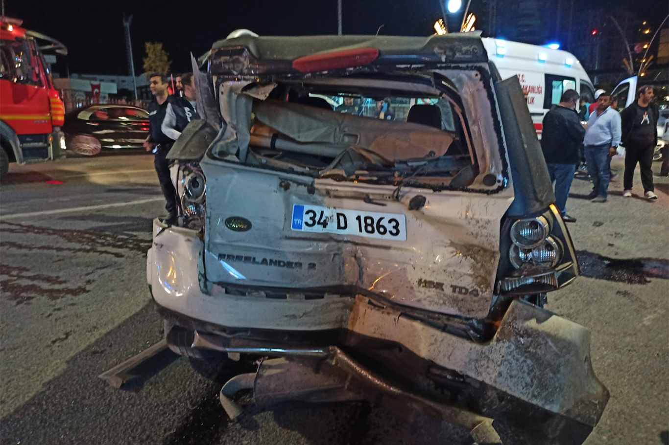 Şanlıurfa’da trafik kazası: 2 ölü, 1 yaralı