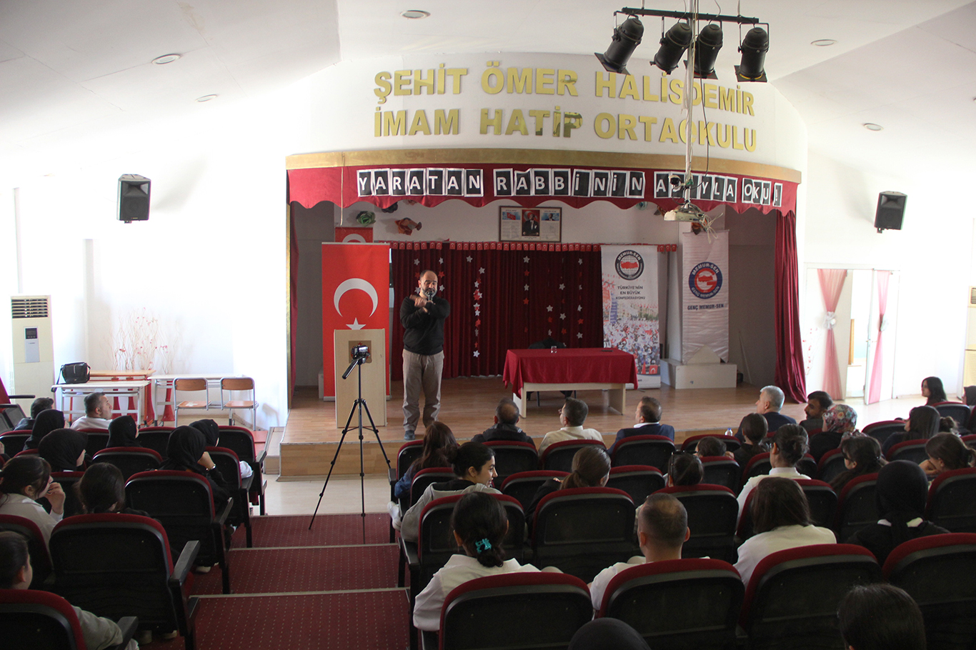 İlahiyatçı Yazar Ahmet Bulut