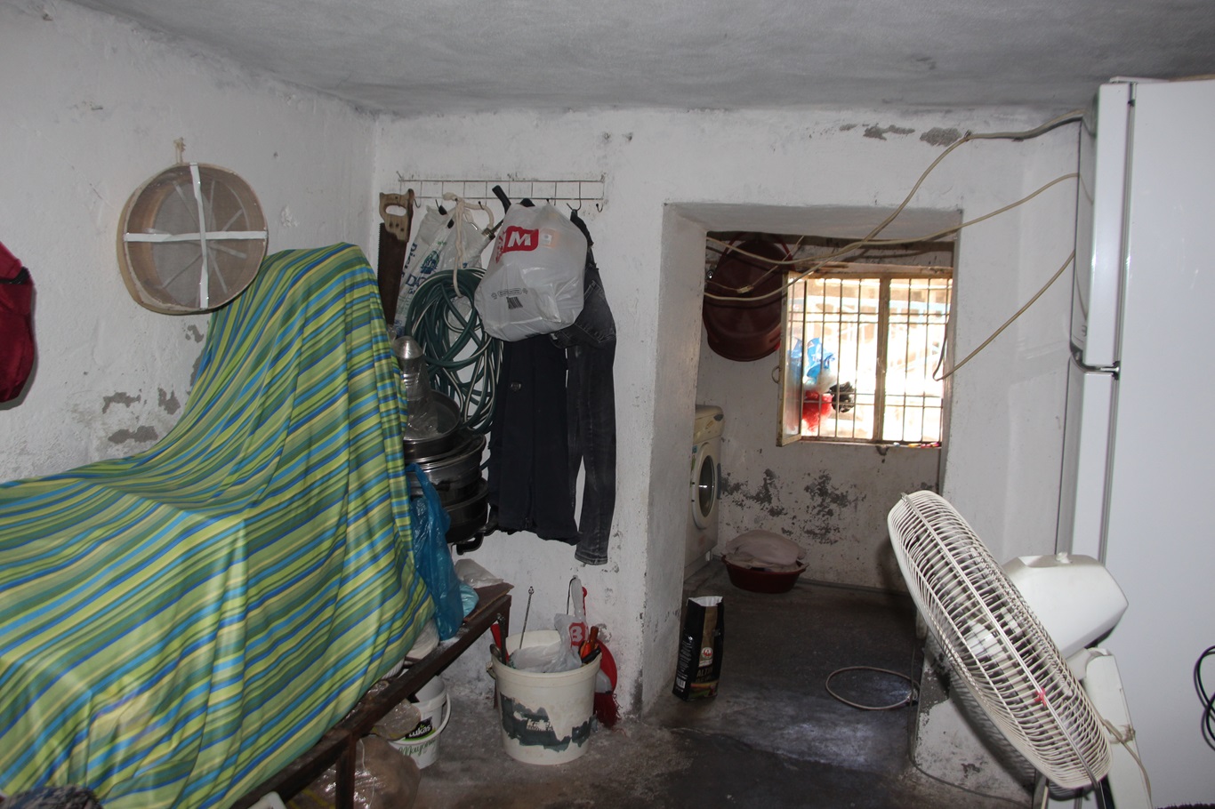 Mardin'de bir anne, çocuklarıyla karanlığa direniyor