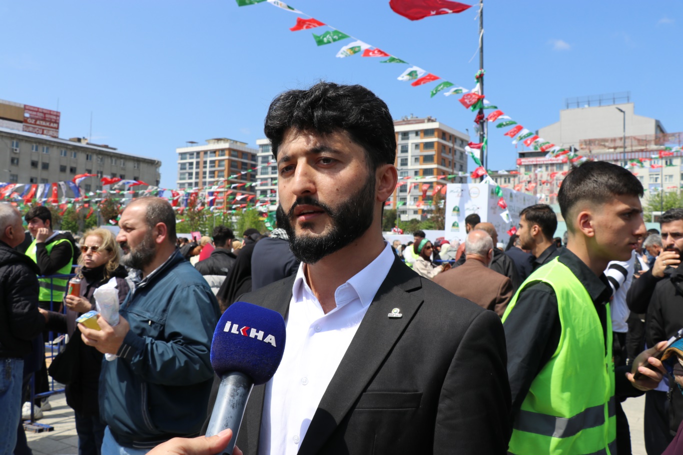 Yasir Karaynir - Genç HAKSİAD üyesi
